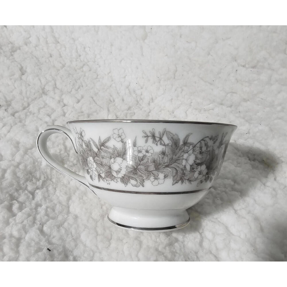Vintage Florentine By Sango Tea Cup Silver Trim Floral White & Gray 2.5" Japan